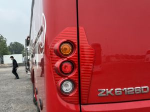 Autocar de tourisme YU-TONG <span class=keywords><strong>BUS</strong></span> ZK6126D <span class=keywords><strong>à</strong></span> double essieu pour passagers, 70 places, moteur avant, couleur, prix neuf, <span class=keywords><strong>à</strong></span> vendre - Product Image 6