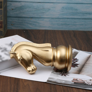 Adornos Creativos para <span class=keywords><strong>el</strong></span> Hogar, Piezas <span class=keywords><strong>de</strong></span> Ajedrez Rey y Reina, Artesanía para Vinoteca, <span class=keywords><strong>Caballo</strong></span> <span class=keywords><strong>de</strong></span> <span class=keywords><strong>Guerra</strong></span> para Decoración del Hogar y Oficina - Product Image 2