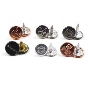 ייחודי מותאם אישית לוגו פליז ראש אלומיניום לציפורניים סיכה סיטונאי - Product Image 5