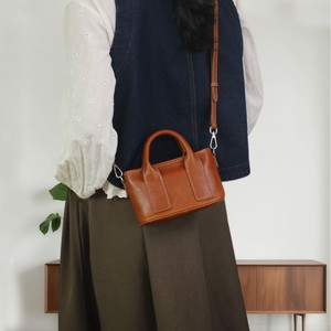 Genuine Leather Mini Handbag Horizontal Square Crossbody <b>Bag</b> With Zipper Closure Brown Cowhide Women's Everyday Tote <b>Bag</b> - Product Image 3