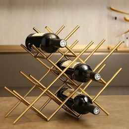 Estante para Vino en Forma de Pirámide Dorada, Soportes Resistentes, Diseño Único y Lujoso, Mueble Metálico de Alta Calidad - Product Image 3