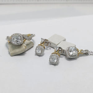 Délicat <span class=keywords><strong>Soli</strong></span> Argent 925 Kiss X 9K Or Deux Tons Bijoux Collier Boucles D'oreilles pour Dames Moissanite <span class=keywords><strong>Solitaire</strong></span> Anneaux - Product Image 5