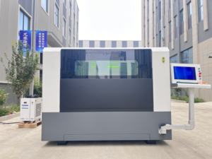 Máy cắt <span class=keywords><strong>laser</strong></span> sợi mini <span class=keywords><strong>CNC</strong></span> kín 1390 <span class=keywords><strong>1610</strong></span> công suất 1.5kw 2kw 3kw dùng cho thép không gỉ, thép cacbon, nhôm, titan - Product Image 6