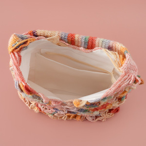 Bolso Tipo Almohada <span class=keywords><strong>de</strong></span> Hombro con Diseño Floral Tradicional Chino en <span class=keywords><strong>Punto</strong></span> <span class=keywords><strong>de</strong></span> <span class=keywords><strong>Cruz</strong></span>, Patrón a Cuadros, <span class=keywords><strong>Tela</strong></span> Textil Resistente - Product Image 5