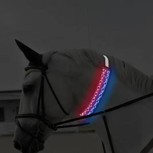 Collier de cheval en polyester solide et luxueux, rechargeable par LED, réglable, durable, avec lumière pour <span class=keywords><strong>une</strong></span> utilisation nocturne - Product Image 4