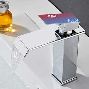 Rubinetto Moderno di Lusso in Acciaio Inox a Leva Singola per <span class=keywords><strong>Lavabo</strong></span> Miscelatore Nero Oro con Effetto Cascata per Bagno con Valvola in Ceramica - Product Image 5