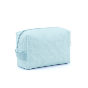 Tas Kosmetik Travel Mewah Trendy Kapasitas Besar dengan Ritsleting, Bordir Logo Kustom, Warna Putih Polos, Model Waffle - Product Image 5