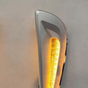Luz LED de Conducción Diurna para Automóvil Toyota <span class=keywords><strong>Prius</strong></span> 2019 2020 2021 <span class=keywords><strong>2022</strong></span> 2023, Lámpara Antiniebla DRL con Luz de Señal de Giro Amarilla - Product Image 4