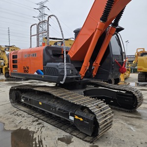 二手日立ZX250低工作时间高质量低能耗日本原装二手挖掘机日立ZX250 - Product Image 4