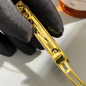 กิ๊บติดผมรูปตัว L สีชม<span class=keywords><strong>พ</strong></span>ู สไตล์เรียบง่าย สำหรับฤดูใบไม้ผลิ ดีไซน์หรูหราเบาๆ  เครื่องประดับผม กิ๊บหนีบผมทรงปากเป็ด สำหรับผู้หญิงและเด็กผู้หญิง - Product Image 6