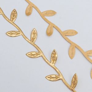 New Arrival Festive 2/3cm Embossed Gold Silver Christmas Ribbon for Xmas Gift Wrapping 10 Yards/Roll - Product Image 5