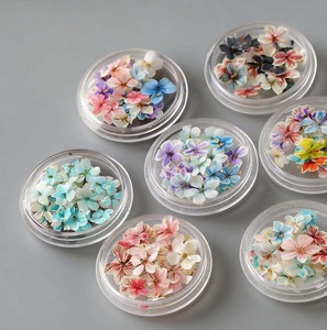 1 frasco de <span class=keywords><strong>flores</strong></span> <span class=keywords><strong>secas</strong></span> florales degradadas de verano para decoración de <span class=keywords><strong>uñas</strong></span>, <span class=keywords><strong>flores</strong></span> naturales de colores mixtos, hechas a mano, DIY, <span class=keywords><strong>uñas</strong></span> postizas prensadas - Product Image 1