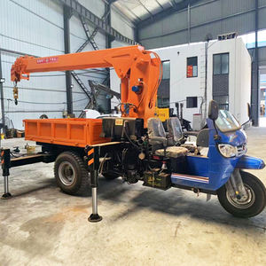 Mini grue tricycle à flèche télescopique de 3 tonnes avec petit tricycle <span class=keywords><strong>chaiss</strong></span> diesel et électricité Mini grue hydraulique à trois roues - Product Image 4