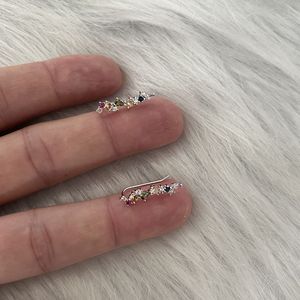 Pendientes de Plata de Ley S925 para Mujer, Diseño Irregular de Lujo con Circonita de Colores, Frescos y Dulces con Temática de Primavera Verano - Product Image 4