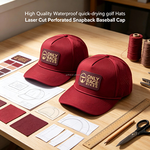 Casquette de baseball imperméable à 5 panneaux avec logo personnalisé en PVC découpé au laser, perforée, pour le sport et le golf en extérieur - Product Image 1