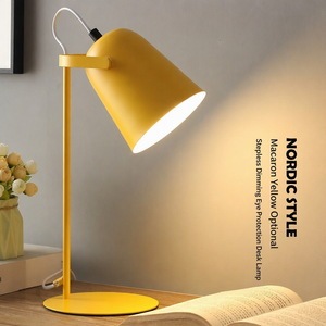 Petite lampe de bureau LED créative pour étudiants, lampe de lecture à faible lumière bleue, protection des yeux, lampe de chevet pour dortoir - Product Image 1