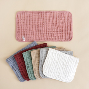 Vente en gros de bavoirs en mousseline de coton 100% doux et super doux pour bébés garçons et filles, serviettes de bave pour bébés - Product Image 2