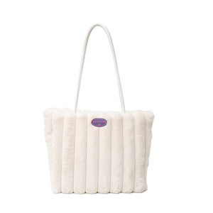 Sac fourre-tout en peluche pour femme, grande capacité, sac à main sous le bras, polyester, sac à bandoulière décontracté, couleur unie, sac pour ordinateur portable tendance - Product Image 2