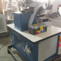 Machine à polir les semelles de chaussures Kezhi International 220V 2.00Kw à bon prix, pour le moulage et le ponçage des semelles en EVA, et l'ébréchage des semelles.
