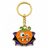 Porte-clés d'Halloween personnalisé en émail souple, motifs dessin animé vampire, citrouille, Jack O' Lantern, aile de chauve-souris, pour sac à dos, vente en gros