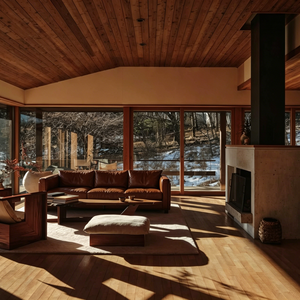 Aménagement intérieur de toute la maison avec structure en bois japonaise et mobilier sur mesure pour villa de montagne vue sur la forêt - Product Image 2