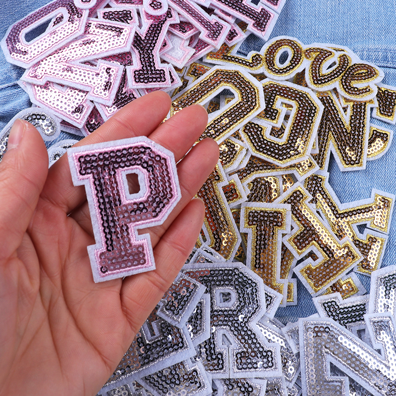 Alnicov 26 Pezzi Lettere Alfabeto Con Strass – Patch Adesive Termoadesive Per Personalizzare Abiti, Jeans E Borse – Colore Bianco