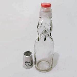 Bán Buôn Dày Tường <span class=keywords><strong>200Ml</strong></span> Đồ Uống Có Ga <span class=keywords><strong>Soda</strong></span> Rõ Ràng Chai Thủy Tinh Với Có Liên Kết Mũ Máy Giặt Bi Dụng Cụ Mở Thu Nhỏ Kết Thúc Tốt Đẹp - Product Image 1