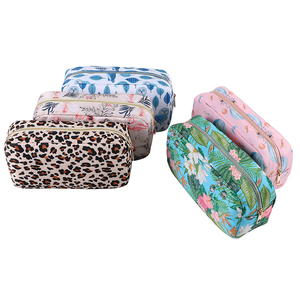 Thiết kế mới của mùa xuân và mùa hè phong cách Túi mỹ phẩm Nylon Pouch trang điểm túi không thấm nước trang điểm bàn chải Pouch - Product Image 1