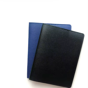 Vente en gros de couverture de <span class=keywords><strong>passeport</strong></span> en cuir PU avec logo personnalisé portefeuille de <span class=keywords><strong>voyage</strong></span> best seller avec fente pour carte porte-<span class=keywords><strong>passeport</strong></span> - Product Image 5