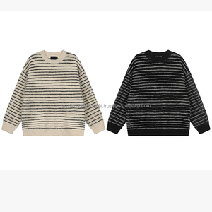 Suéter de Punto Retro de Invierno con Rayas en Contraste, Suave y Cómodo, para Hombre y Mujer, Estilo Neutral, Cuello Redondo, para Parejas - Product Image 4