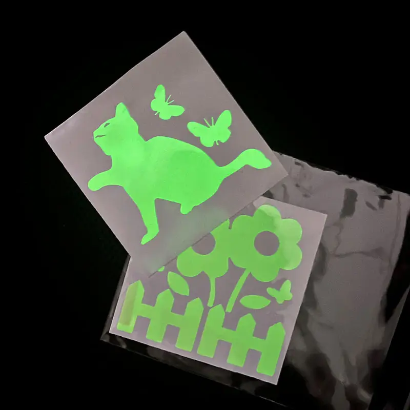 top seller Cute Creative 1Pcs/bag Cat Luminous Noctilucent Glow Switch Wall Sticker Home kitten Green wall stickers