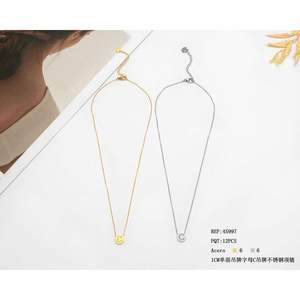 Collar de Acero Inoxidable con Colgante de Letra C Angelina, Chapado en Oro, Joyería Minimalista de Moda para Mujer, Uso Diario Informal - Product Image 2