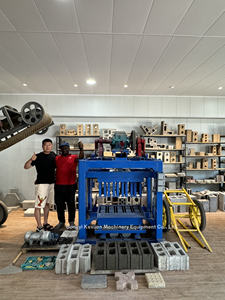 Los usuarios extranjeros favorecen la maquinaria de fabricación de ladrillos de cemento, como la máquina de fabricación de ladrillos huecos de 6 pulgadas. - Product Image 2