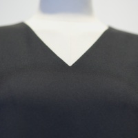 Robe midi asymétrique sans manches à col en V pour femme, robe ample en polyester acétate noir uni