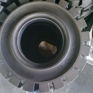 Neumático de Caucho Sólido de Alta Calidad Xingyuan 650-10 para Puerto de Carga de Remolque, Montacargas, Camión Volquete, Grúa - Product Image 1