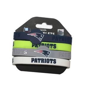 Bracelet personnalisé Minnesota Vikings gravé Bracelet lumineux Logo de l'équipe sportive Bracelet bracelet en caoutchouc de silicone lot de 4 - Product Image 3