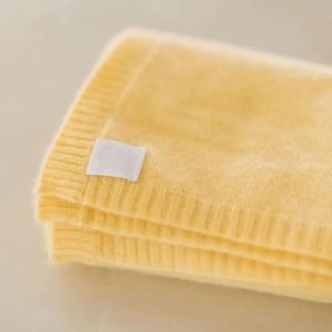 Nhà Sản Xuất Tùy Chỉnh Sang Trọng Mềm Tái Chế Đồng Bằng 100% Tinh Khiết Cotton <span class=keywords><strong>Alpaca</strong></span> Merino Len Cashmere Bé Chăn Úc - Product Image 2