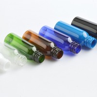Vente en gros de flacons pulvérisateurs ronds en PET de 30 ml avec pulvérisateur noir/argent/or pour désinfectant, parfum, soin de la peau, sérum, shampoing et utilisation en voyage