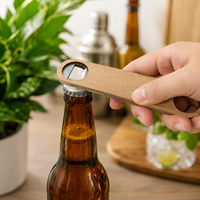 Lot en gros de 100 ouvre-bouteilles ronds en bambou personnalisables, vierges pour gravure laser, pour brasseries artisanales et agences de cadeaux promotionnels
