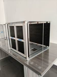 מגשי מגזינים לרכיבים אלקטרוניים (PCB) מותאמים אישית, באיכות גבוהה ודיוק גבוה, עם כוונון, מידות: אורך 630 * רוחב 680 * גובה 563 מ\\\"מ, מוגני חשמל סטטי (ESD), עבור ציוד קו הרכבה SMT. - Product Image 3