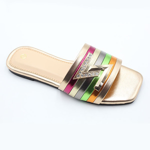 Nuovi Sandali Piatti con Punta Quadrata in Pelle PU Effetto Ghiaccio, Sandali Aperti con Cinturino Incrociato, Sandali da Spiaggia Slip-On per Donne - Product Image 2