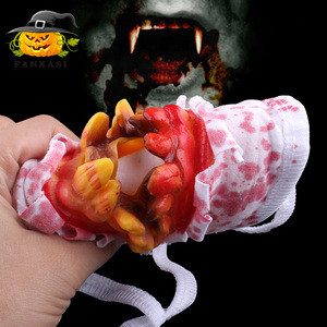 Masque de vampire d'Halloween avec dents sanglantes, accessoire de costume en PVC pour les farces de fête, film d'horreur - Product Image 3