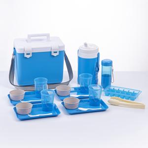 Usine en gros 17 pièces pique-nique en plein air <span class=keywords><strong>Camping</strong></span> bière refroidissement Mini voiture en plastique glacière pichet à eau ensemble - Product Image 1