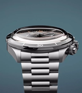 Reloj de Lujo para Hombre NH34 GMT Automático, Cristal de Zafiro Ultra Curvo con Revestimiento Antirreflectante, Super BGW9 Luminoso - Product Image 5