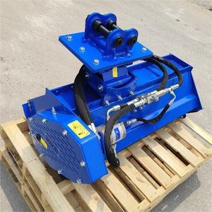 Miniexcavadora China de Bajo Precio con Segadora de Cuchillas para Césped - Product Image 6