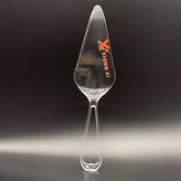 Couteau à gâteau en plastique jetable de qualité alimentaire, robuste et durable, logo personnalisable, faible MOQ, résistant aux rayures, inaltérable