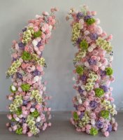 Arche de fleurs artificielles rouges et blanches en forme de corne pour événements de mariage et propositions, avec protection contre les surcharges, vente en gros directe usine