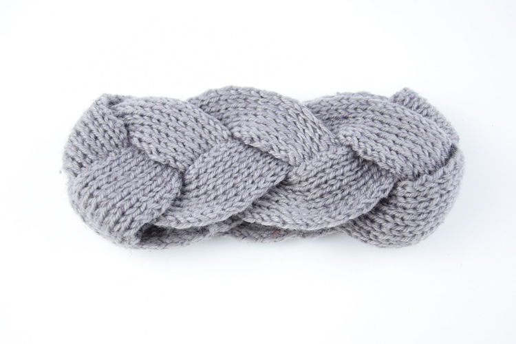NO.4 Middle grey