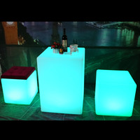 Table carrée lumineuse LED minimaliste moderne à usage commercial, ensemble de cubes, vente directe, best-seller
