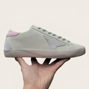 Zapatos Casuales Unisex con Diseño de Estrella Sucia para Exteriores, Zapatos de Caminar para Mujer de Alta Calidad, Zapatos Planos de Lujo GG - Product Image 4